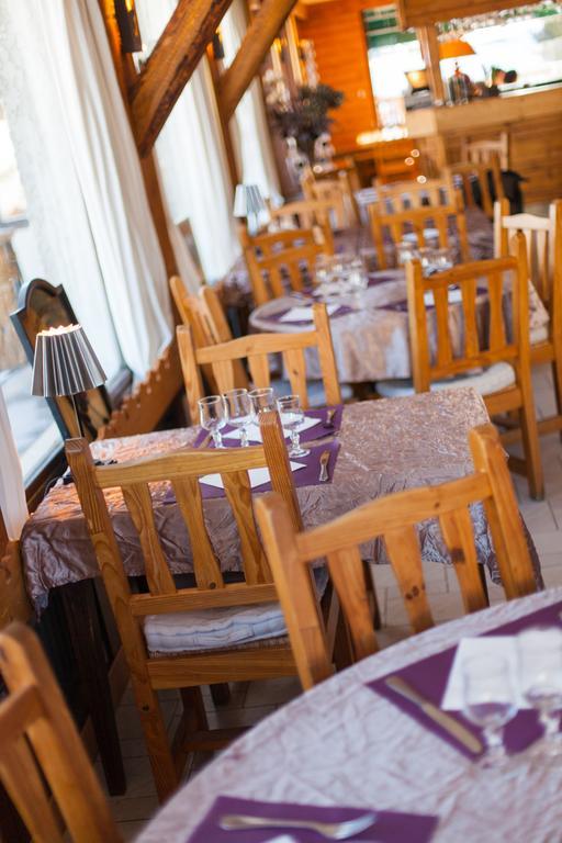 Hotel Restaurant La Darbella Les Rousses Exterior photo